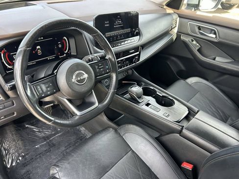 Certified 2023 Nissan Rogue Platinum w/ Platinum Premium Package image 32