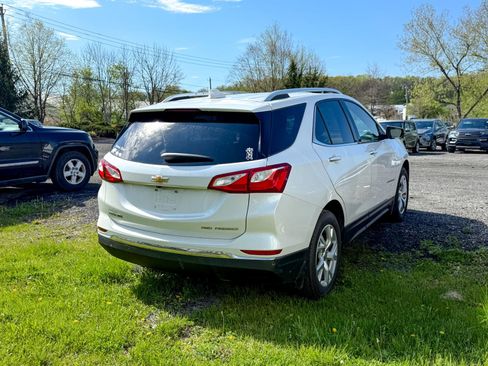 Used 2021 Chevrolet Equinox Premier AWD/4WD image 6
