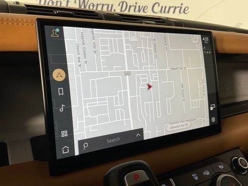 Used 2024 Land Rover Defender 130 S image 24