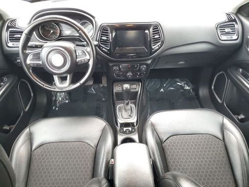 Used 2021 Jeep Compass Latitude image 31