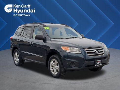 Used 2012 Hyundai Santa Fe GLS image 1