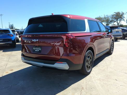 New 2026 Kia Carnival LXS image 8