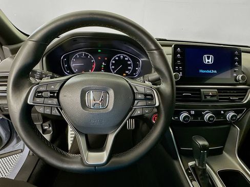 Used 2022 Honda Accord Sport image 11