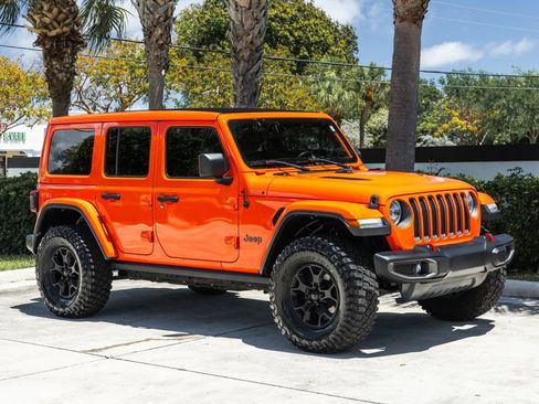 Used 2019 Jeep Wrangler Unlimited Rubicon w/ LED Lighting Group image 9