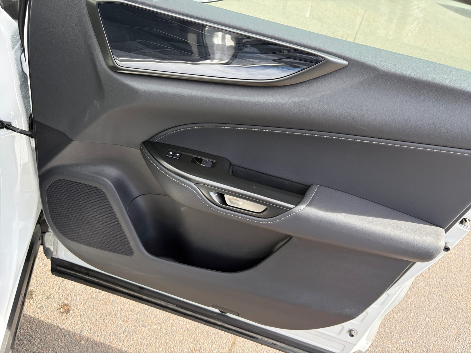 Used 2025 Lexus NX 350h AWD w/ Accessory Package (2T) image 16