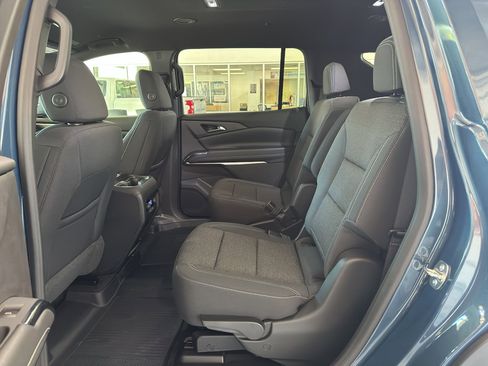 New 2026 Chevrolet Traverse LT w/ Midnight/Sport Edition image 6