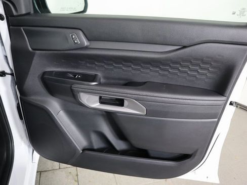 New 2025 Ford Ranger XLT w/ Equipment Group 301A High image 10