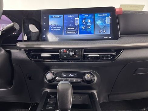 New 2026 Nissan Kicks SV image 24