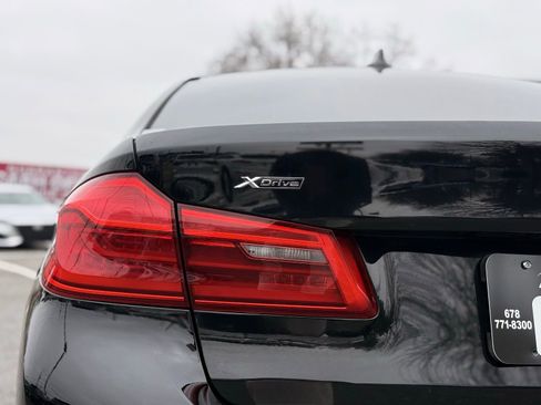 Used 2019 BMW 530i xDrive image 9