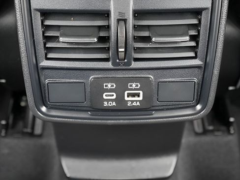 Used 2025 Subaru Forester Premium w/ Convenience Package #1 AWD/4WD image 18