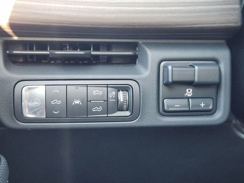 New 2025 GMC Sierra EV Denali image 42