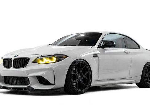 Used 2018 BMW M2 image 8