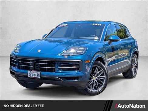 Used 2024 Porsche Cayenne AWD/4WD image 1
