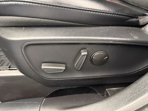 Used 2024 Ford Escape ST-Line image 41