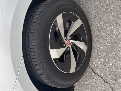 Used 2022 Jaguar F-PACE S image 19