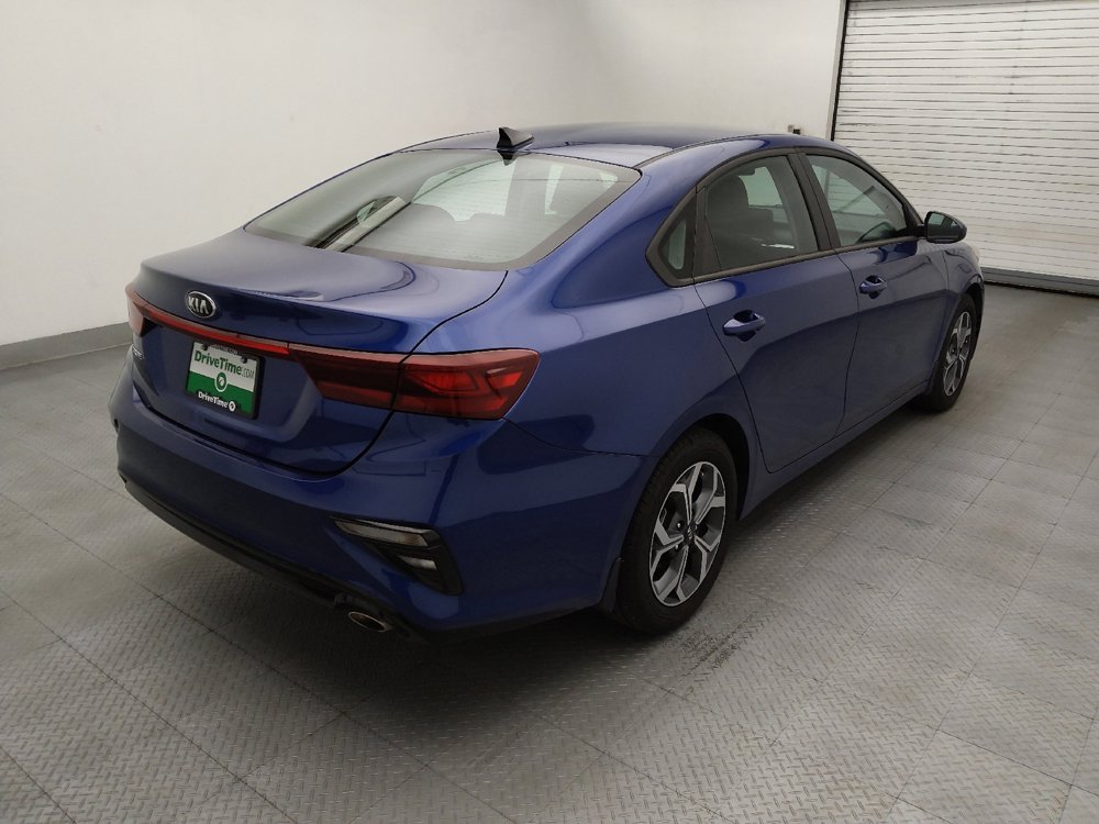 Used 2020 Kia Forte LXS FWD image 9