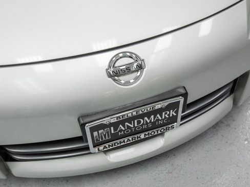 Used 2007 Nissan 350Z Touring w/ Cargo Convenience Pkg image 11