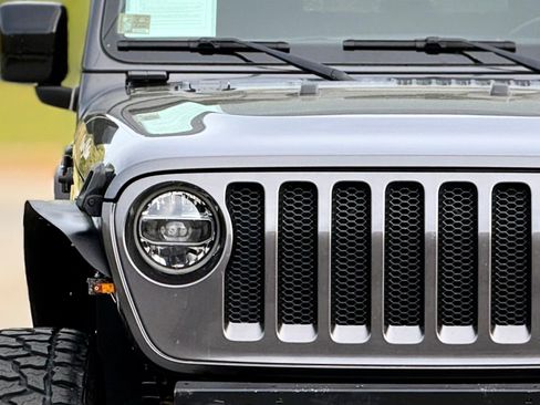 Used 2020 Jeep Wrangler Sport image 14