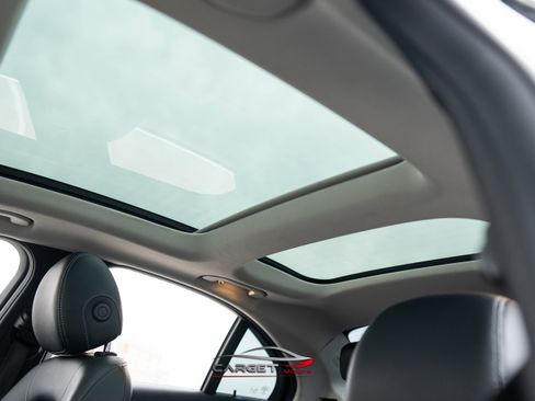 Used 2020 Mercedes-Benz C 300 4MATIC Sedan image 35