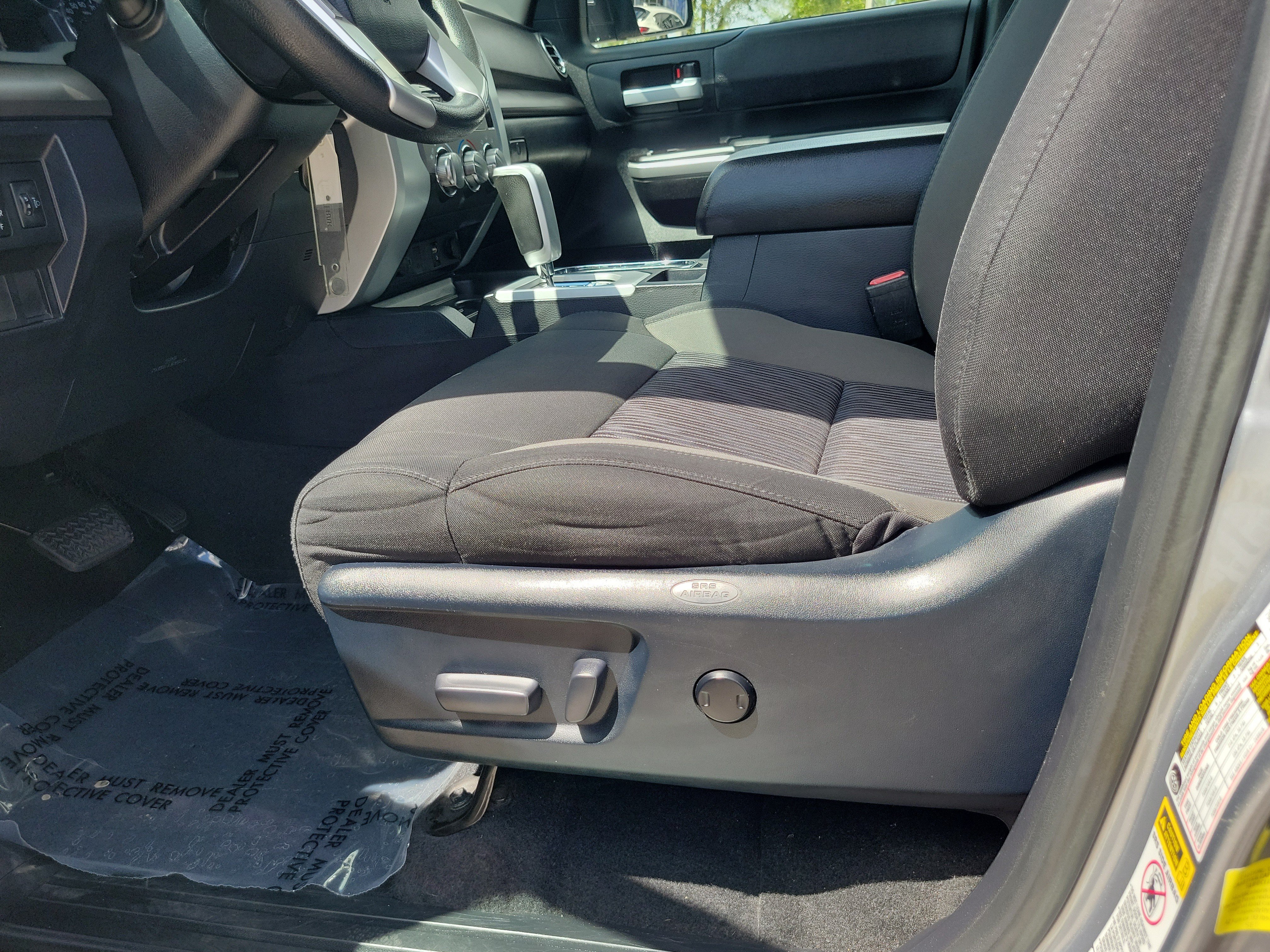 Used 2017 Toyota Tundra SR5 w/ SR5 Upgrade Package RWD image 12