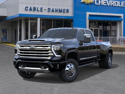 New 2026 Chevrolet Silverado 3500 High Country w/ High Country Premium Package AWD/4WD image 6