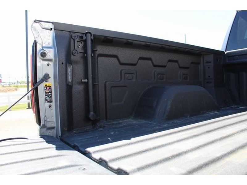 Used 2024 GMC Sierra 1500 AT4 w/ Technology Package AWD/4WD image 19