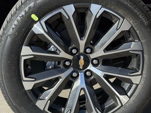 New 2026 Chevrolet Tahoe High Country image 8