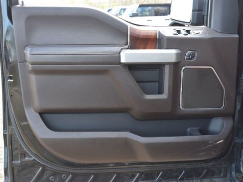 Used 2018 Ford F150 King Ranch w/ Equipment Group 601A Luxury image 9