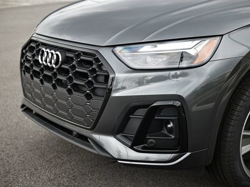 Used 2025 Audi Q5 Premium Plus w/ Premium Plus AWD/4WD image 12