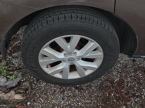 Used 2013 Nissan Murano S FWD image 5