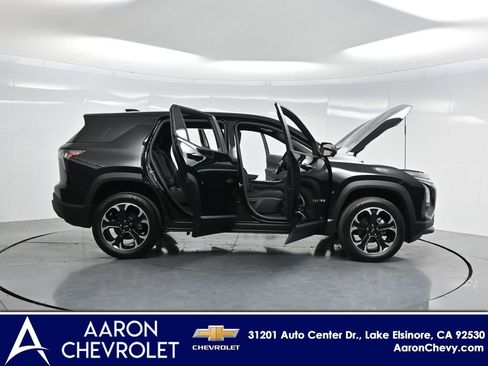 New 2026 Chevrolet Equinox LT w/ Safety and Technology Package AWD/4WD image 3