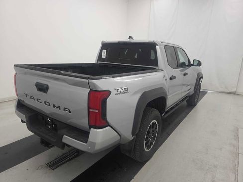 Used 2024 Toyota Tacoma TRD Off-Road w/ TRD Off Road Premium Package AWD/4WD image 6