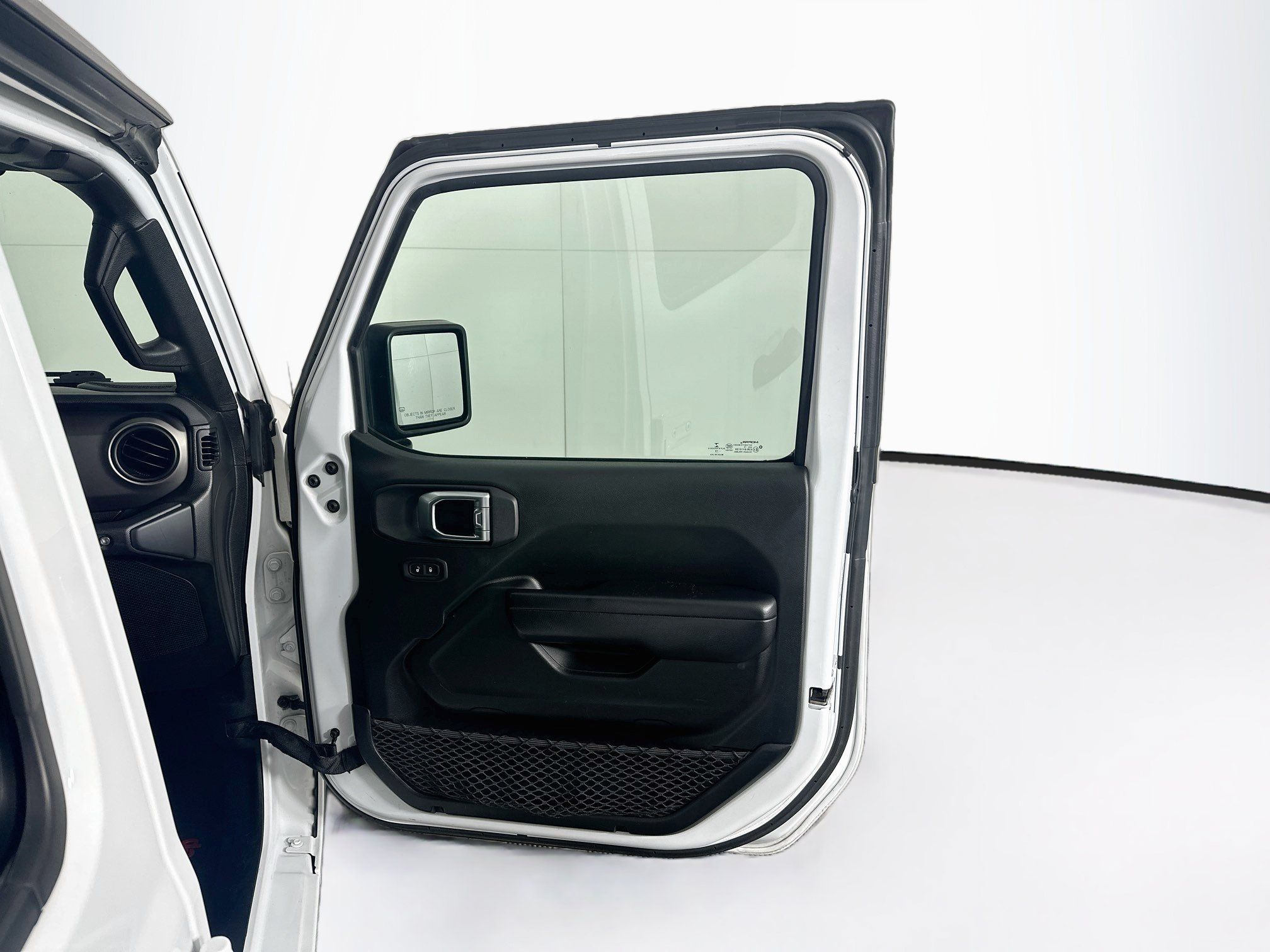Used 2019 Jeep Wrangler Unlimited Sport S AWD/4WD image 31