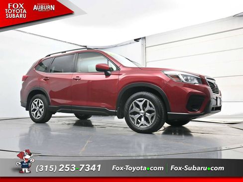 Used 2020 Subaru Forester Premium AWD/4WD image 25