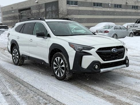 Certified 2023 Subaru Outback Limited image 3