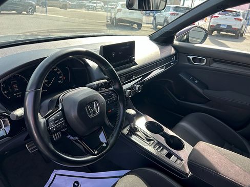 Used 2024 Honda Civic Sport image 9