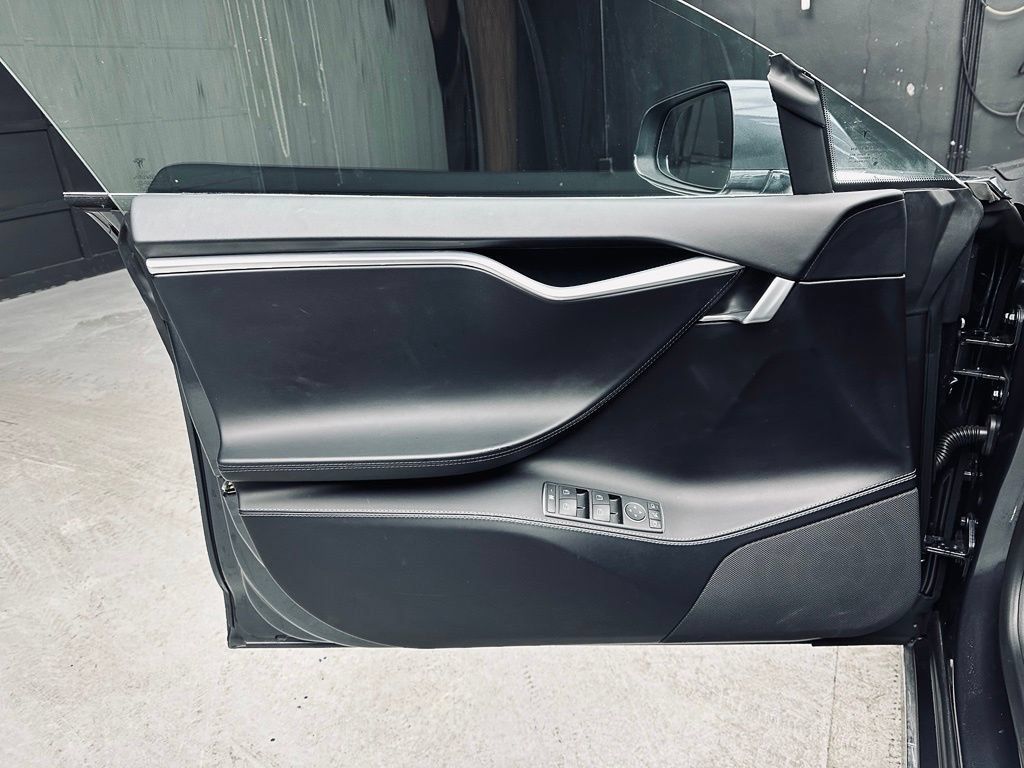 Used 2016 Tesla Model S 90D AWD/4WD image 26