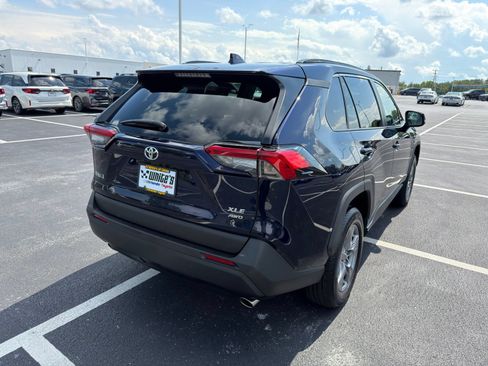 Used 2024 Toyota RAV4 XLE w/ Convenience Package AWD/4WD image 8