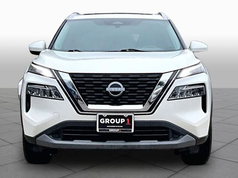 Used 2023 Nissan Rogue SV w/ SV Premium B Package image 4