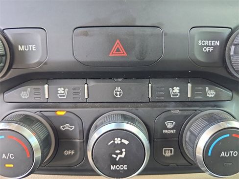 Certified 2021 RAM 1500 Laramie image 19