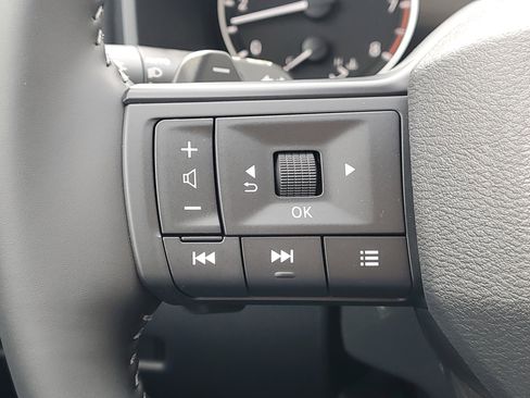 New 2026 Nissan Rogue SV AWD/4WD image 10