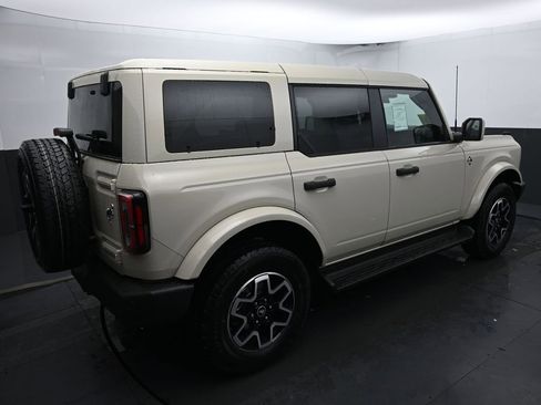 New 2026 Ford Bronco Outer Banks image 5