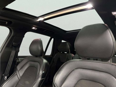 Used 2018 Volvo XC90 T6 R-Design w/ Convenience Package image 27