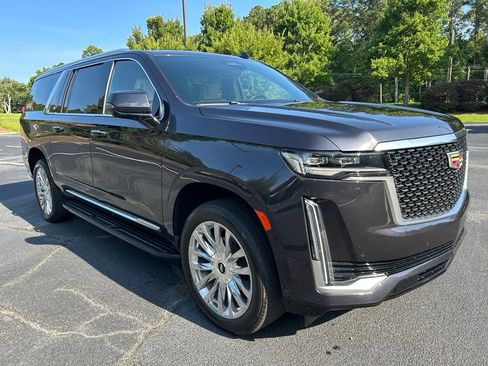 Used 2024 Cadillac Escalade ESV Premium Luxury w/ LPO, Floor Liner Package AWD/4WD image 24