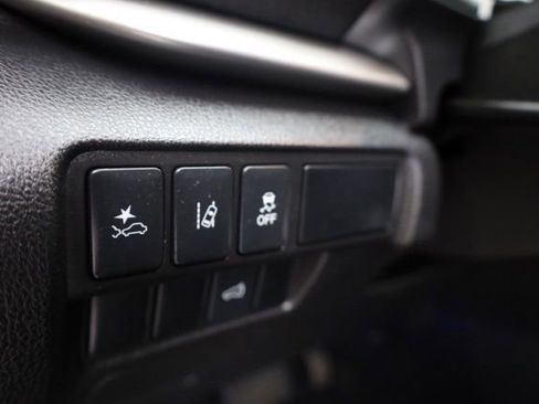 Used 2024 Mitsubishi Eclipse Cross SE image 18