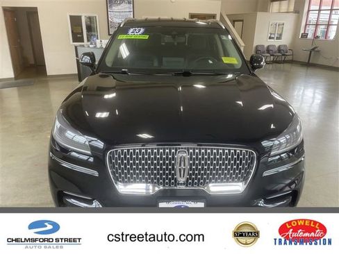 Used 2023 Lincoln Aviator AWD image 1