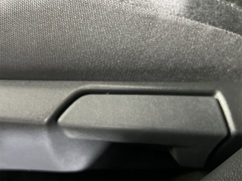 New 2026 Nissan Kicks SV image 14