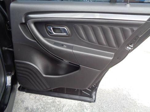 Used 2013 Ford Taurus SHO AWD/4WD image 28