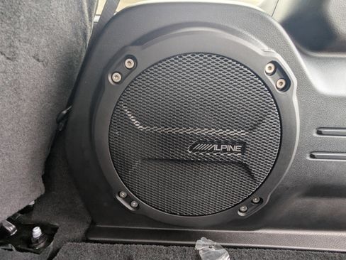 Used 2024 Jeep Wrangler Sport S image 14