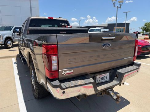 Used 2020 Ford F350 XLT w/ XLT Premium Package AWD/4WD image 15